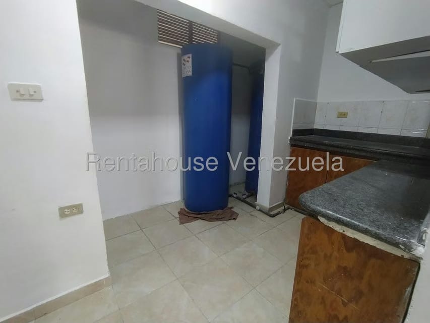 Comercial (Oficina) en Venta en Zona Este, Lara - 11
