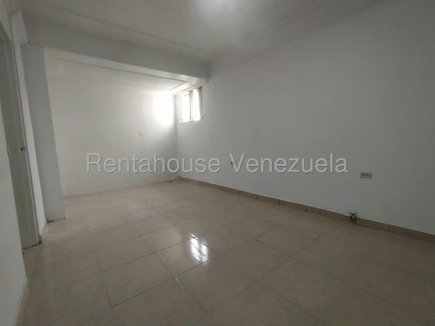 Comercial (Oficina) en Venta en Zona Este, Lara - 19