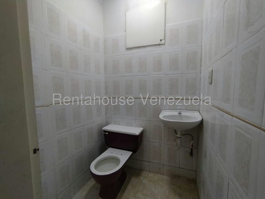 Comercial (Oficina) en Venta en Zona Este, Lara - 25