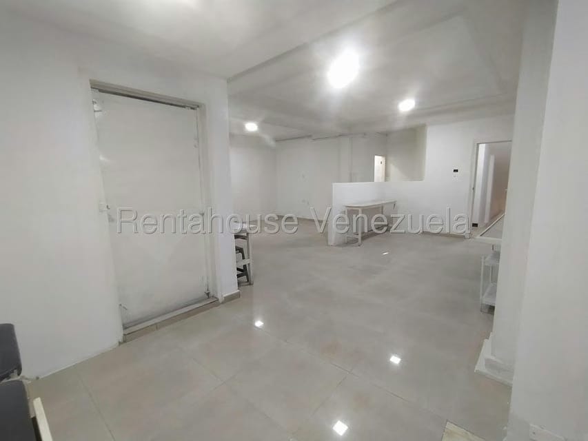 Comercial (Oficina) en Venta en Zona Este, Lara - 29