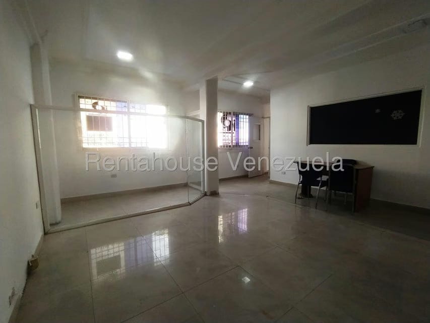 Comercial (Oficina) en Venta en Zona Este, Lara - 7