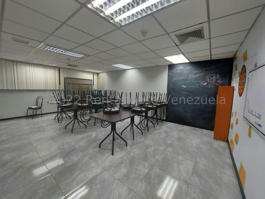 Comercial (Oficina) en Alquiler en Terrazas del Avila, Distrito Metropolitano - 18