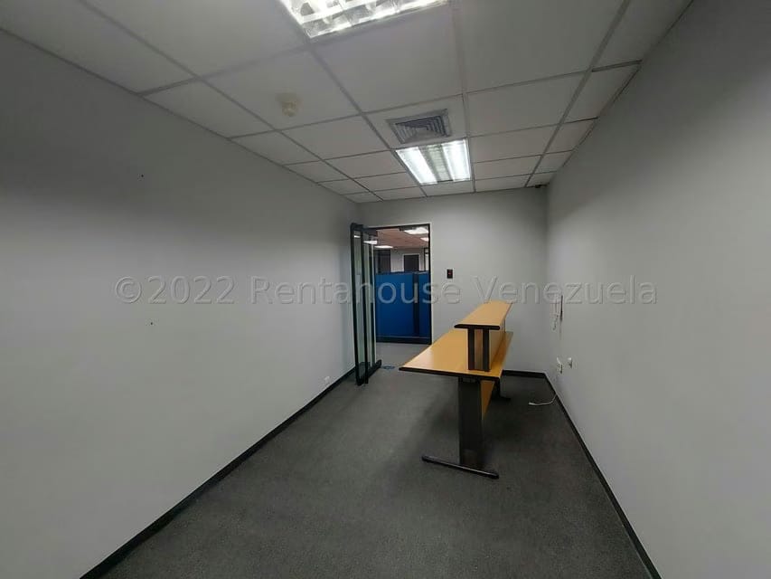 Comercial (Oficina) en Alquiler en Terrazas del Avila, Distrito Metropolitano - 3