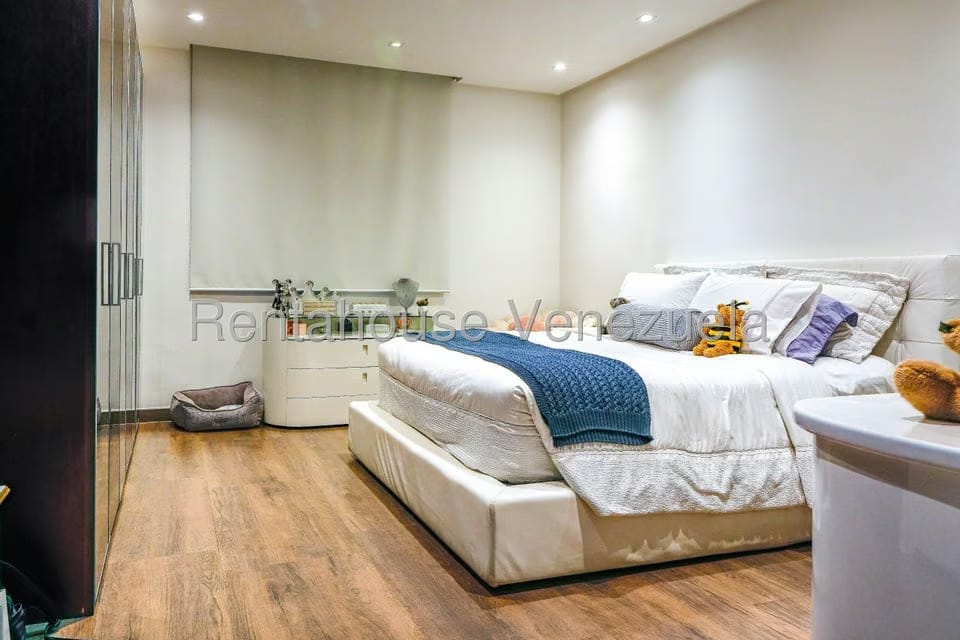 Casa (1 Nivel) en Venta en Altamira, Distrito Metropolitano - 17