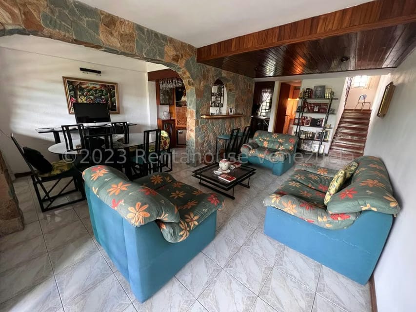 Casa (Duplex) en Venta en Monte Claro, Distrito Metropolitano - 3