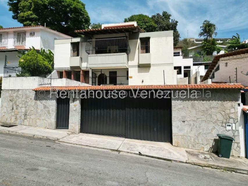 Casa (Multipes Niveles) en Venta en Santa Sofia, Distrito Metropolitano