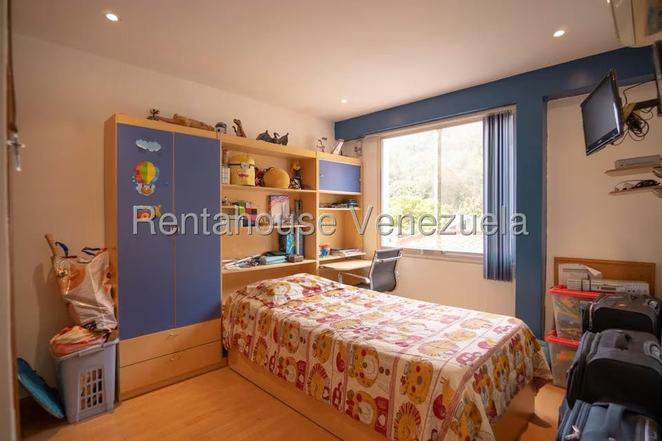 Casa (Multipes Niveles) en Venta en Santa Sofia, Distrito Metropolitano - 19