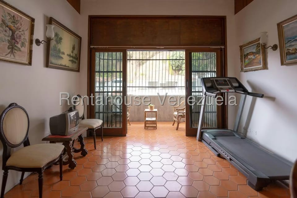 Casa (Multipes Niveles) en Venta en Santa Sofia, Distrito Metropolitano - 38