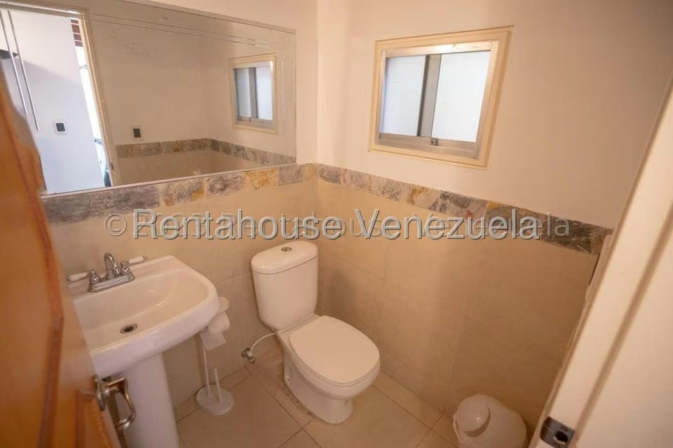 Casa (Multipes Niveles) en Venta en Santa Sofia, Distrito Metropolitano - 54
