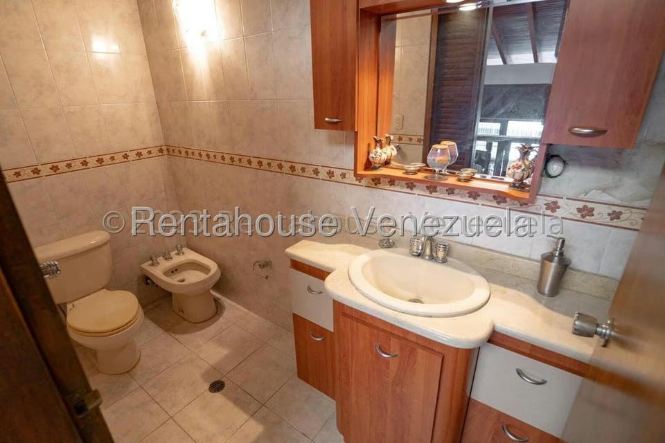 Casa (Multipes Niveles) en Venta en Santa Sofia, Distrito Metropolitano - 59