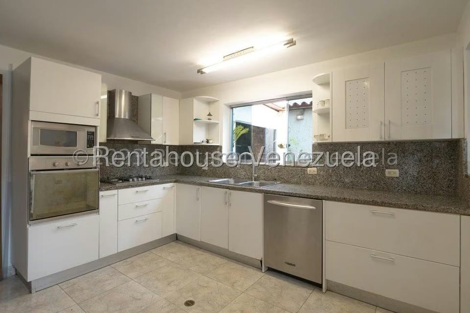 Casa (Multipes Niveles) en Venta en Santa Sofia, Distrito Metropolitano - 66