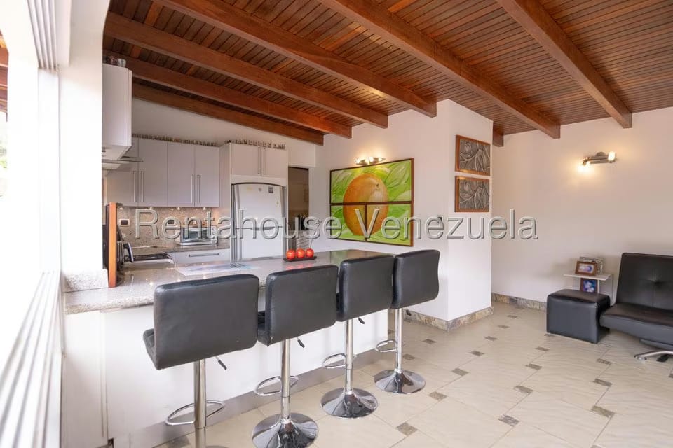 Casa (Multipes Niveles) en Venta en Santa Sofia, Distrito Metropolitano - 8