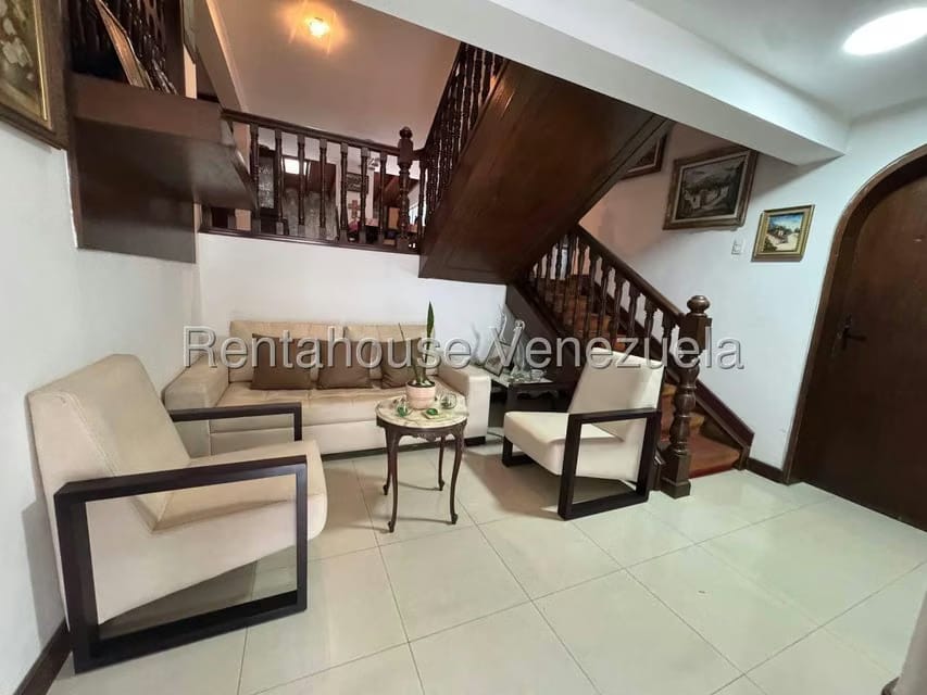 Casa (Multipes Niveles) en Venta en Santa Sofia, Distrito Metropolitano - 81