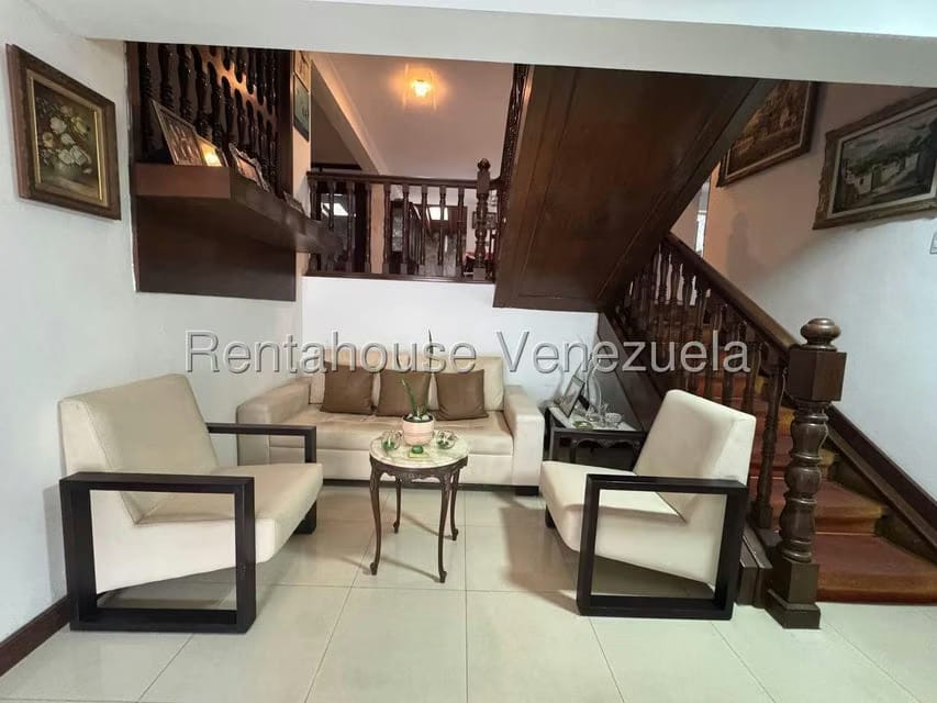 Casa (Multipes Niveles) en Venta en Santa Sofia, Distrito Metropolitano - 82