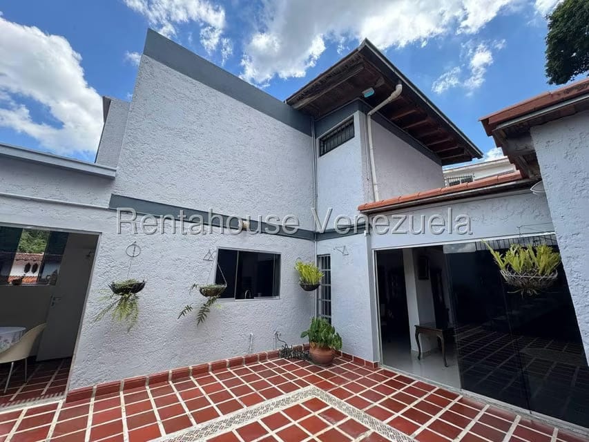 Casa (Multipes Niveles) en Venta en Santa Sofia, Distrito Metropolitano - 87
