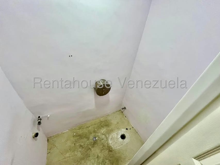 Comercial (Local Comercial) en Alquiler en Las Mercedes, Distrito Metropolitano - 11