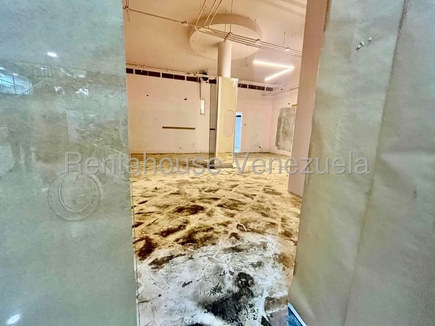 Comercial (Local Comercial) en Alquiler en Las Mercedes, Distrito Metropolitano - 4