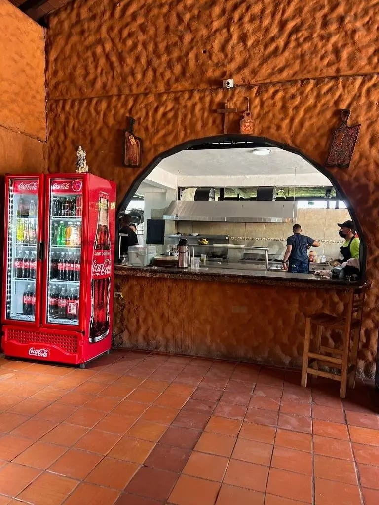 LOCAL COMERCIAL TIPO RESTORANT CASA CAMPESTRE - 17