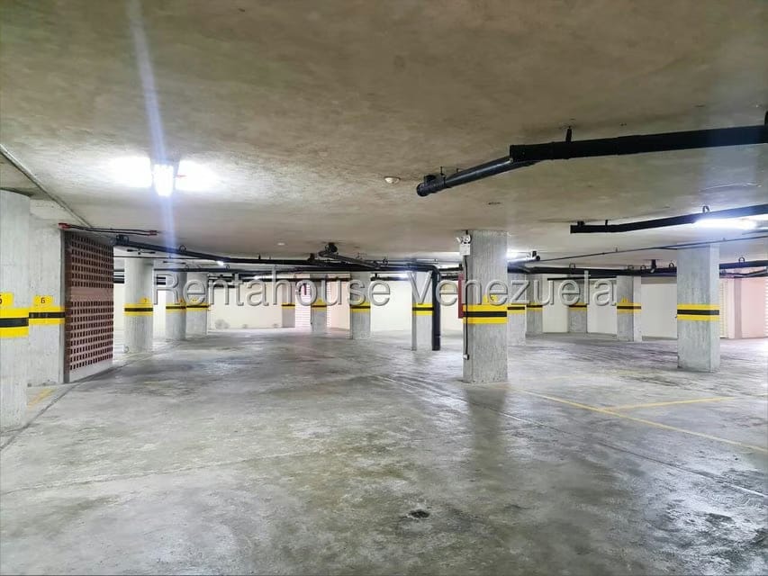 Apartamento (Planta Baja) en Venta en Colinas de Valle Arriba / Mirador de Los Campitos, Distrito Metropolitano - 33