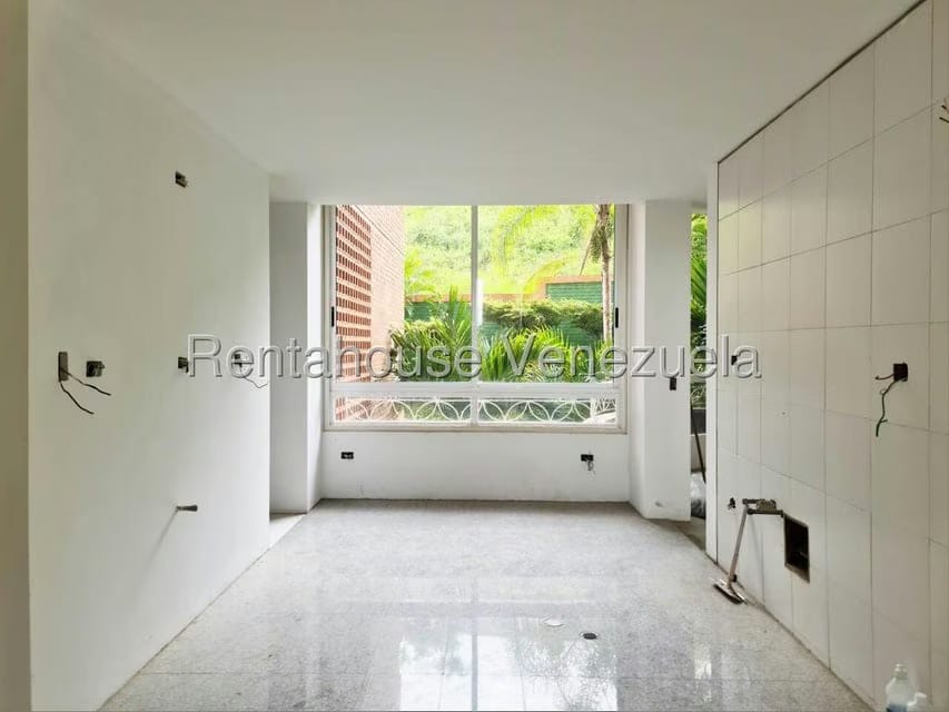 Apartamento (Planta Baja) en Venta en Colinas de Valle Arriba / Mirador de Los Campitos, Distrito Metropolitano - 6