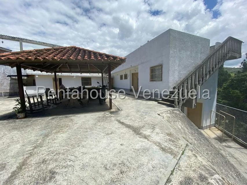 Casa (1 Nivel) en Venta en Club de Campo, Miranda - 16