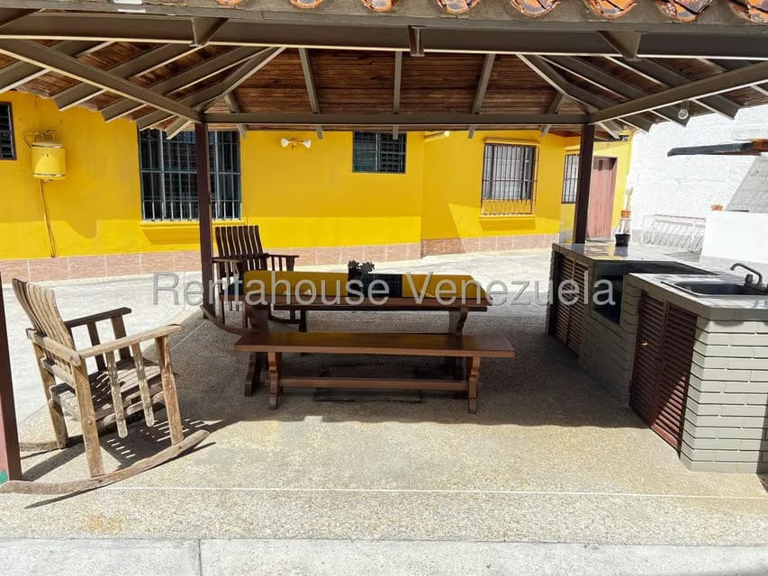 Casa (1 Nivel) en Venta en Club de Campo, Miranda - 18