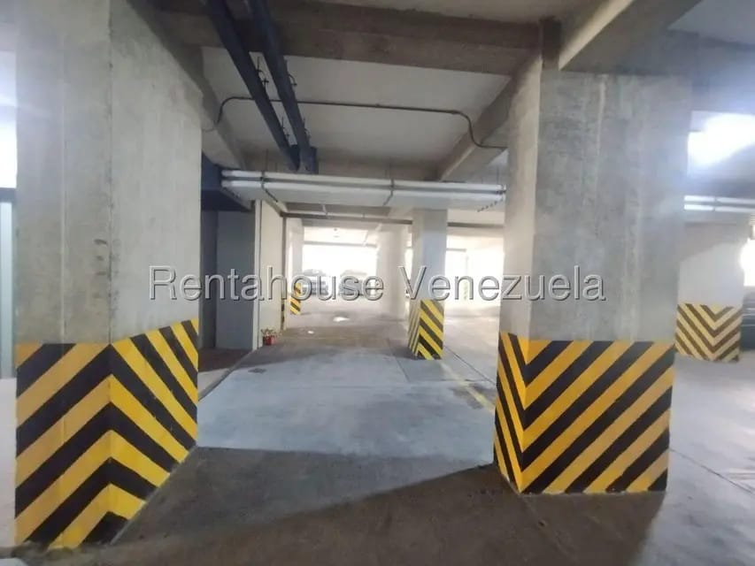 Apartamento (1 Nivel) en Venta en Centro, Lara - 21