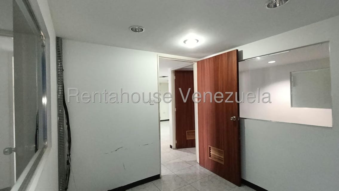 Comercial (Local Comercial) en Venta en Los Olivos Nuevos, Aragua - 11
