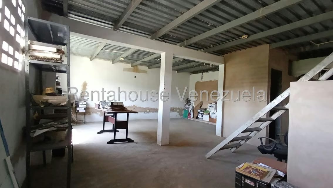 Comercial (Local Comercial) en Venta en Los Olivos Nuevos, Aragua - 101