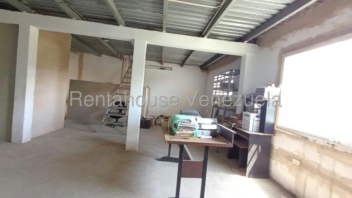 Comercial (Local Comercial) en Venta en Los Olivos Nuevos, Aragua - 102