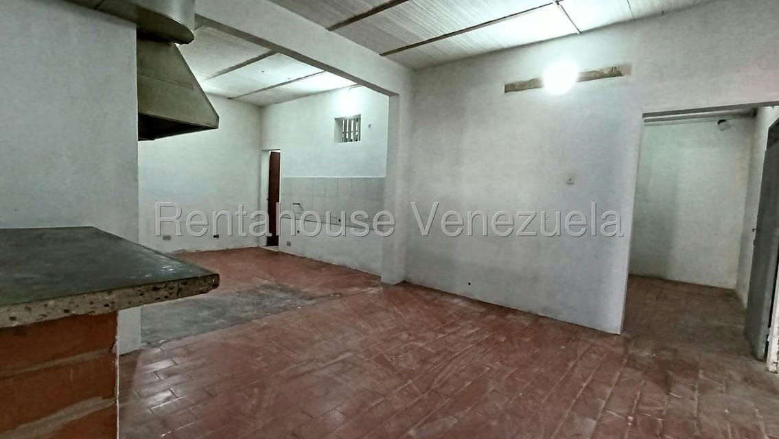 Comercial (Local Comercial) en Venta en Los Olivos Nuevos, Aragua - 28