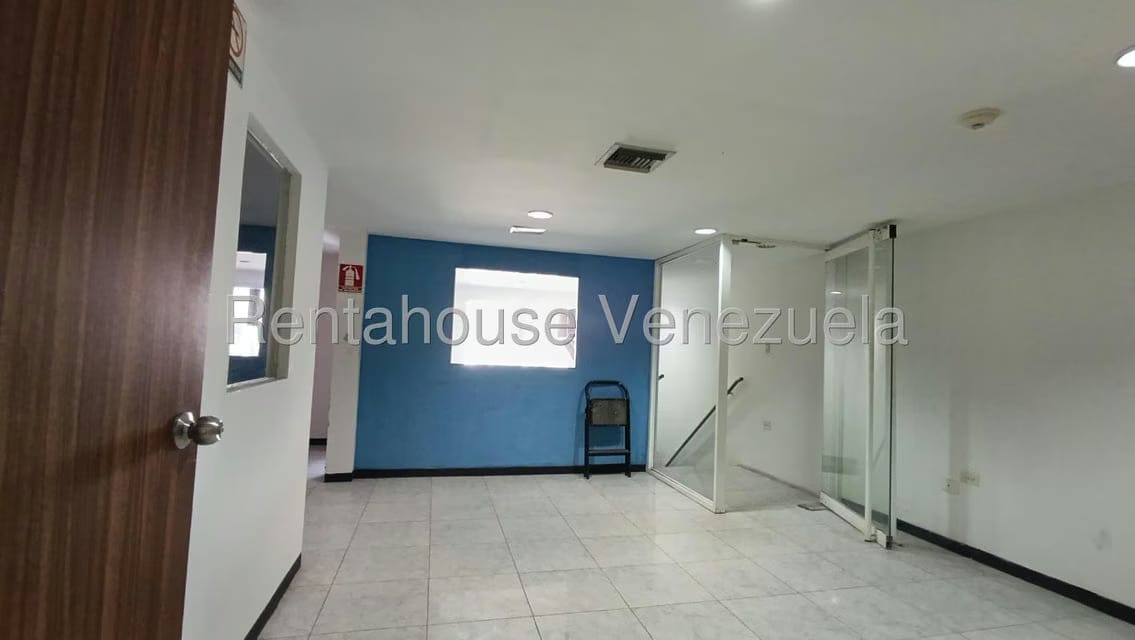 Comercial (Local Comercial) en Venta en Los Olivos Nuevos, Aragua - 72