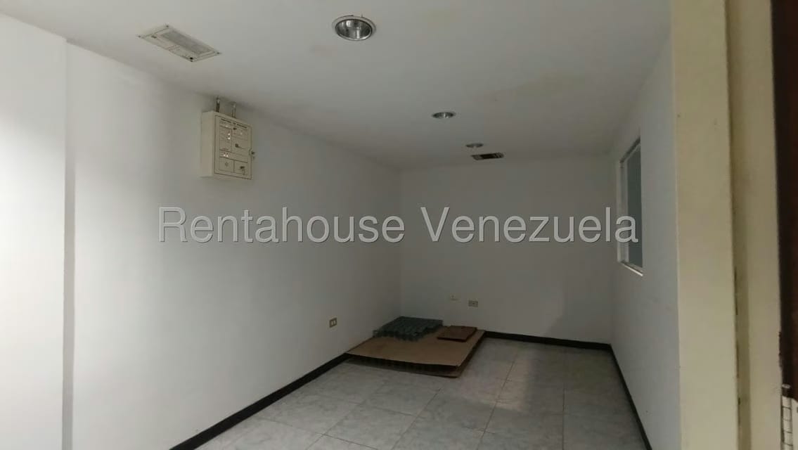 Comercial (Local Comercial) en Venta en Los Olivos Nuevos, Aragua - 74