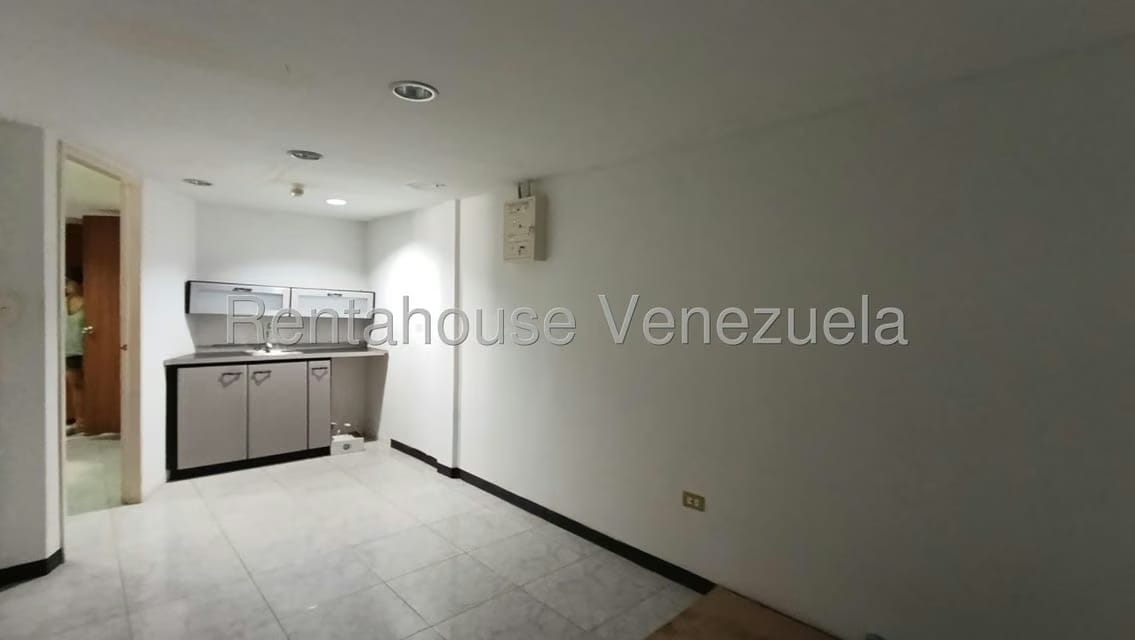 Comercial (Local Comercial) en Venta en Los Olivos Nuevos, Aragua - 75