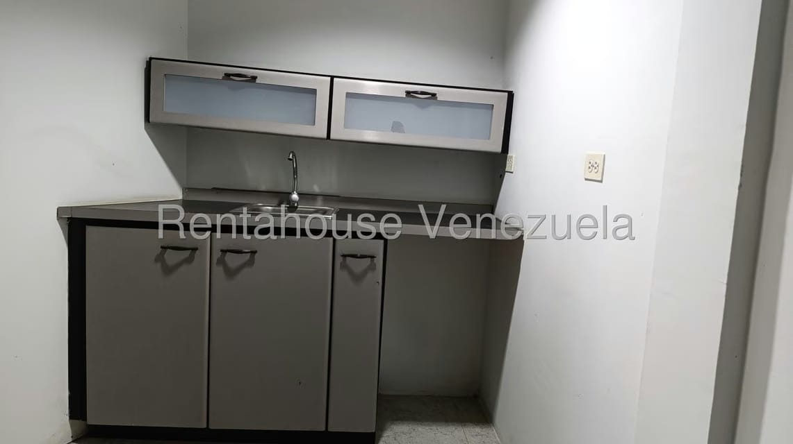 Comercial (Local Comercial) en Venta en Los Olivos Nuevos, Aragua - 76