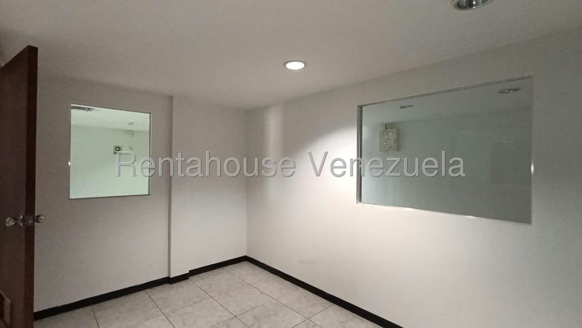 Comercial (Local Comercial) en Venta en Los Olivos Nuevos, Aragua - 9