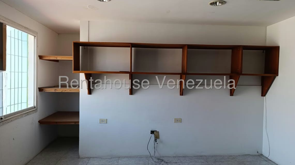 Comercial (Local Comercial) en Venta en Los Olivos Nuevos, Aragua - 89