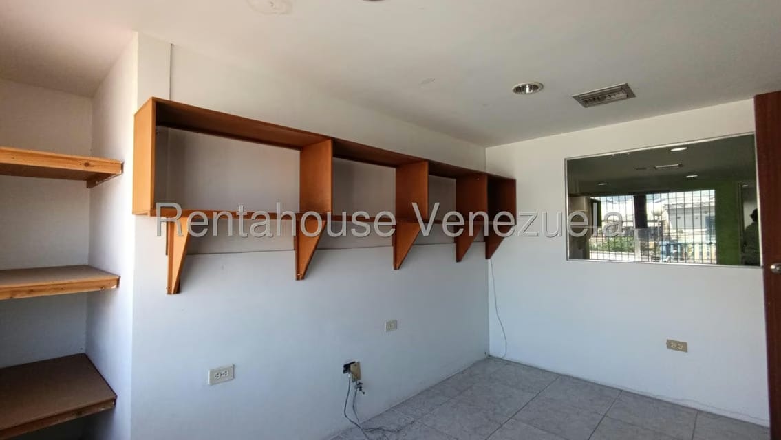Comercial (Local Comercial) en Venta en Los Olivos Nuevos, Aragua - 90