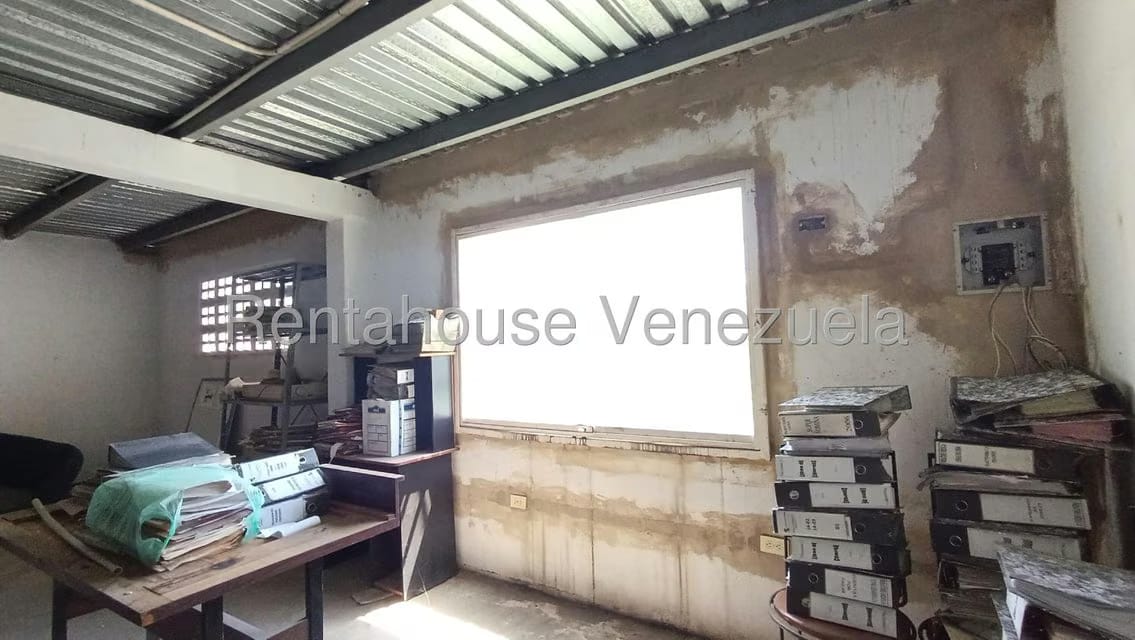 Comercial (Local Comercial) en Venta en Los Olivos Nuevos, Aragua - 97