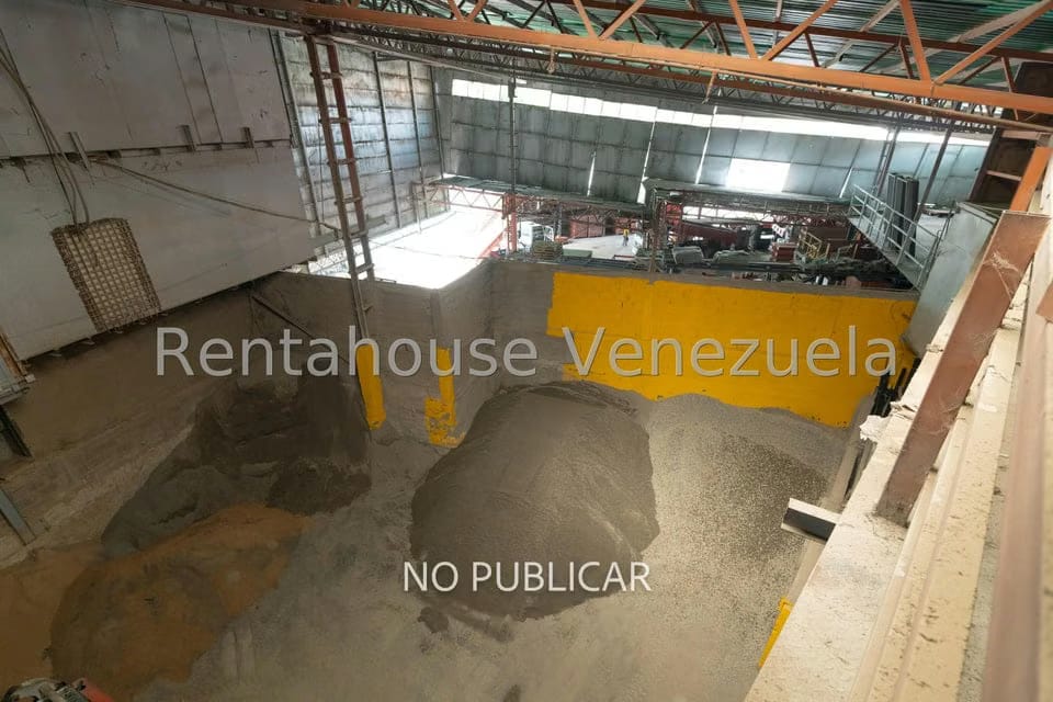 Comercial (Galpon - Deposito) en Venta en Baruta, Distrito Metropolitano - 14