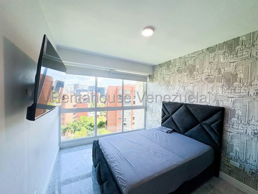 Apartamento (1 Nivel) en Alquiler en El Rosal, Distrito Metropolitano - 42