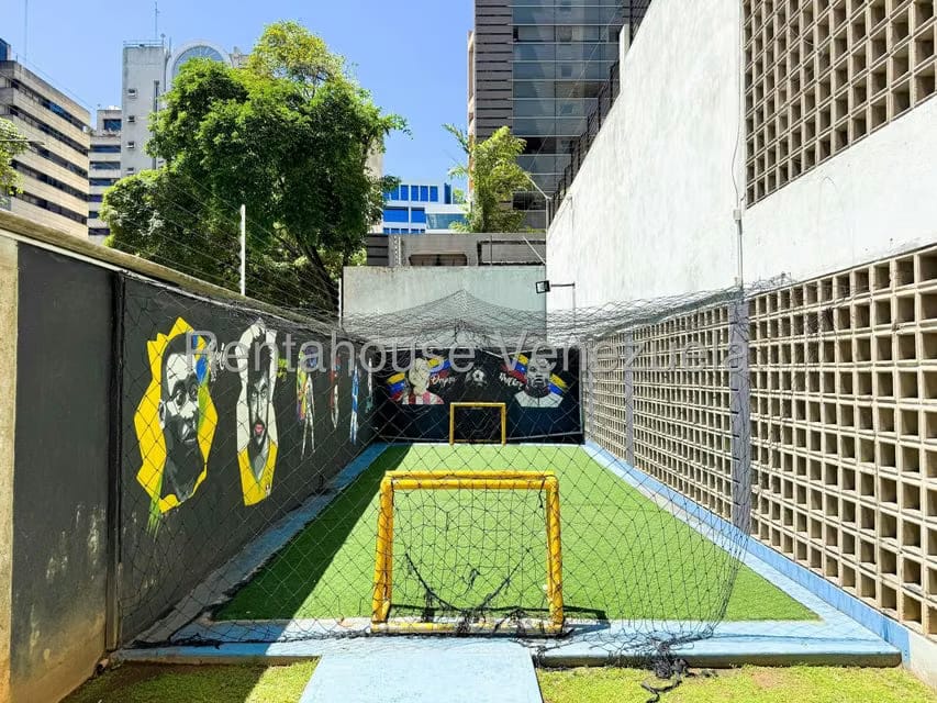 Apartamento (1 Nivel) en Alquiler en El Rosal, Distrito Metropolitano - 6