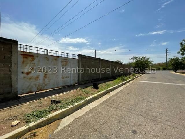 Terreno (Comercial) en Venta en Sector Los Orumos, Falcon - 8