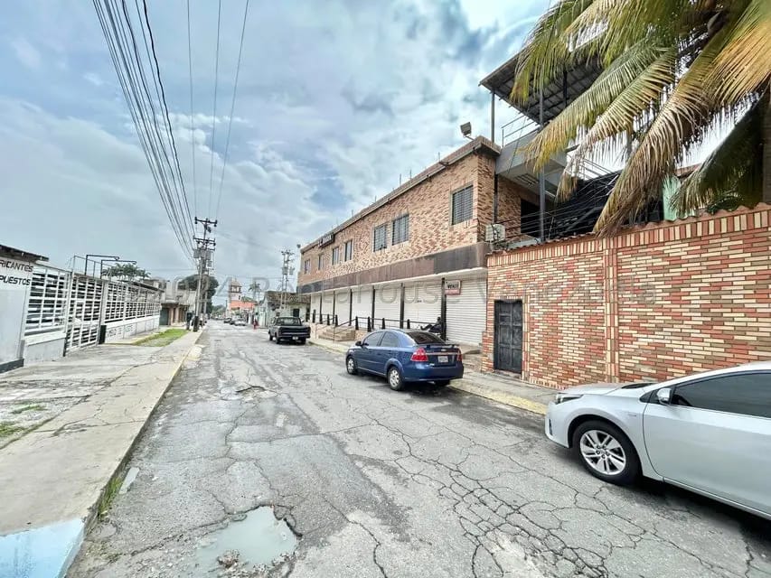 Comercial (Oficina) en Venta en Centro, Lara
