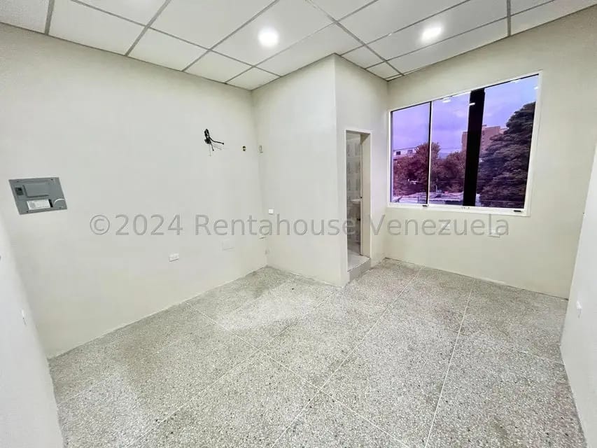 Comercial (Oficina) en Venta en Centro, Lara - 5