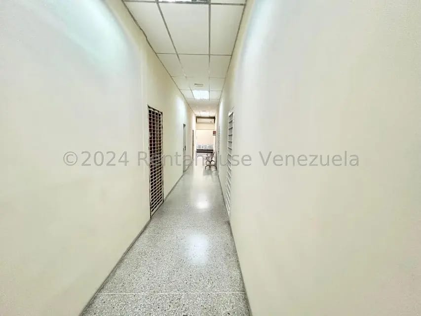 Comercial (Oficina) en Venta en Centro, Lara - 8