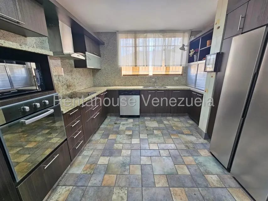 Casa (Duplex) en Venta en Los Naranjos del Cafetal, Distrito Metropolitano - 15