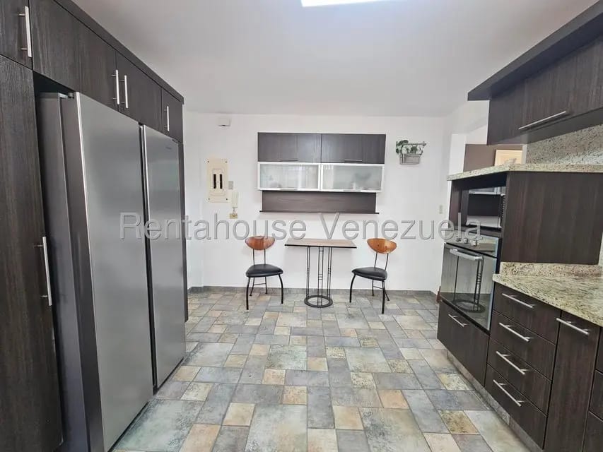 Casa (Duplex) en Venta en Los Naranjos del Cafetal, Distrito Metropolitano - 16