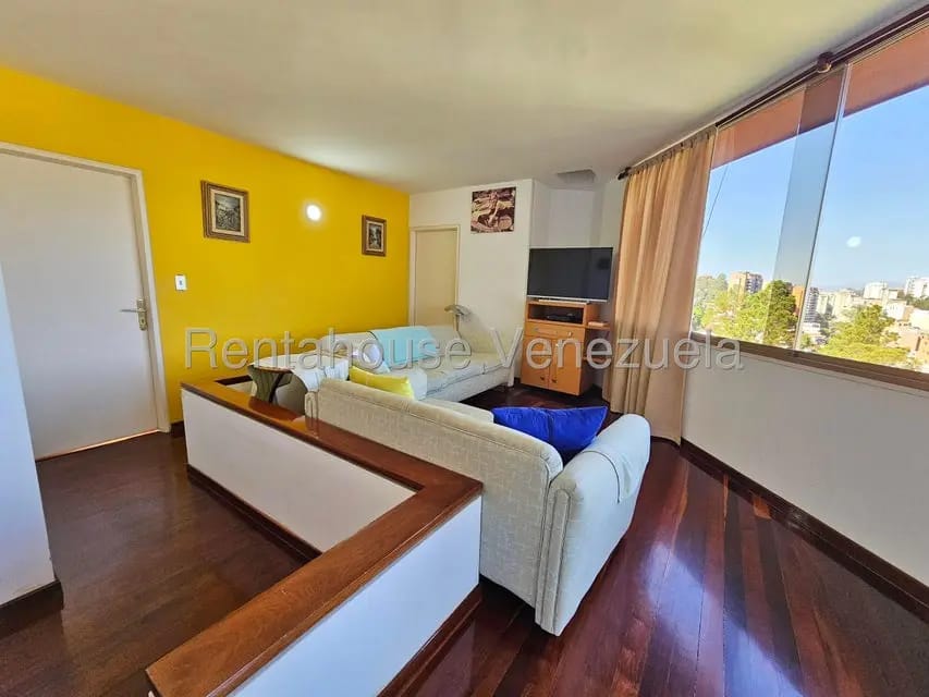 Casa (Duplex) en Venta en Los Naranjos del Cafetal, Distrito Metropolitano - 20