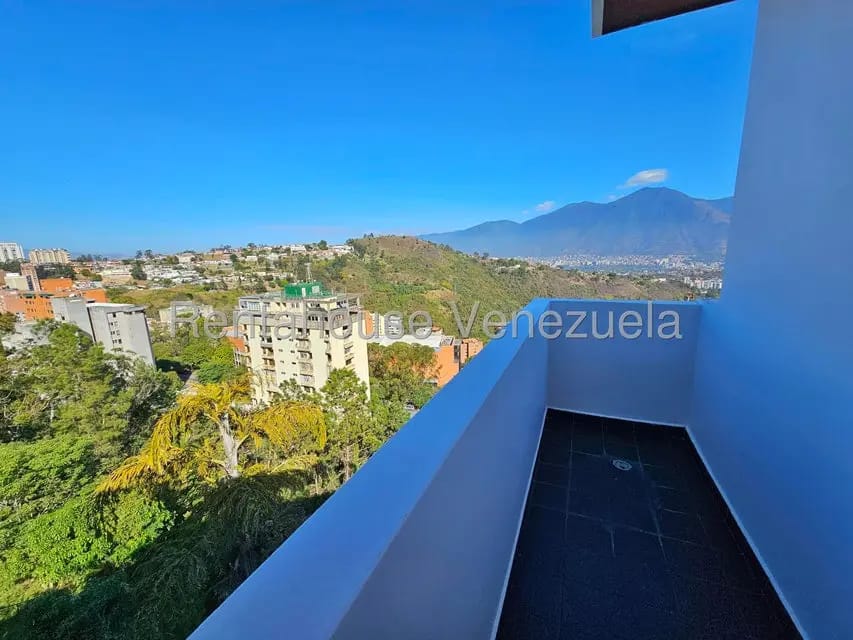 Casa (Duplex) en Venta en Los Naranjos del Cafetal, Distrito Metropolitano - 22